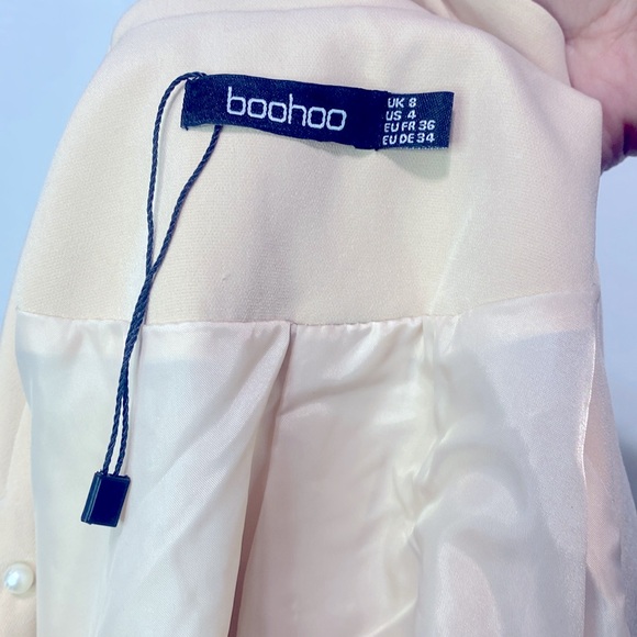 Pearls NEW Bohoo Blazer 💃🏻🔥 - Picture 5 of 5